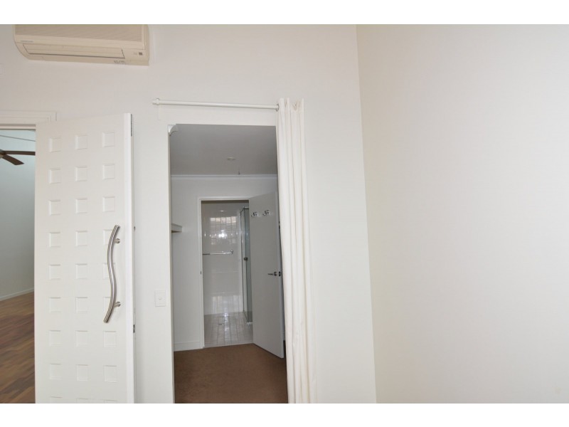 54 -g- Vernon Tce, Teneriffe QLD 4005