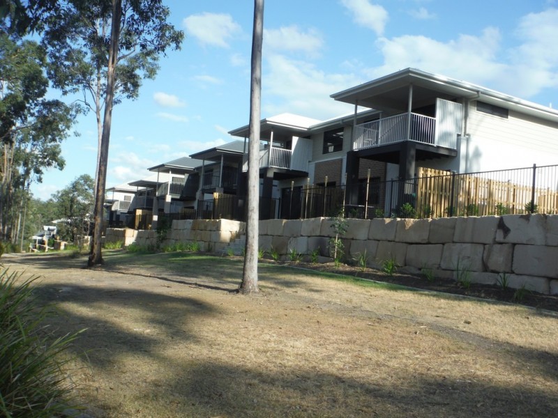 17/14 Lincoln Parade, Springfield Lakes QLD 4300