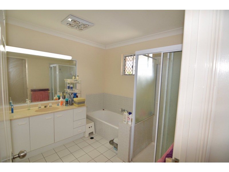 46 d Albany Creek Rd, Aspley QLD 4034