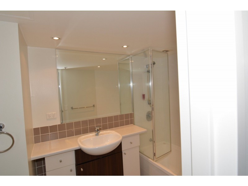 54 g Vernon Tce, Teneriffe QLD 4005