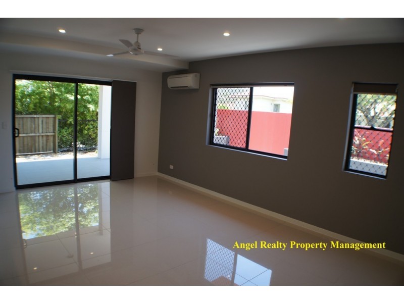 11-17 Lindwall Street, Upper Mount Gravatt QLD 4122