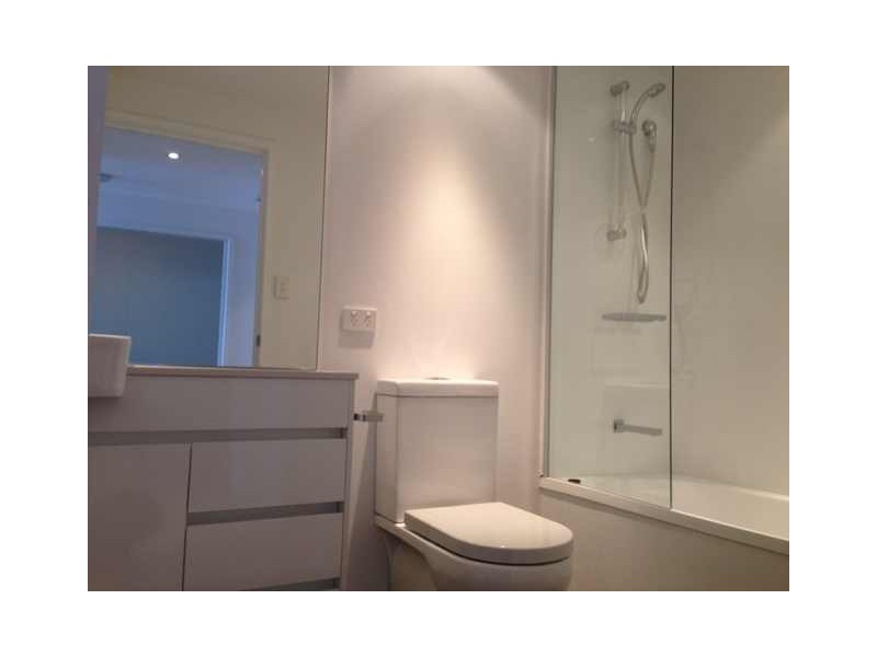 15 Compass drive, Biggera Waters QLD 4216