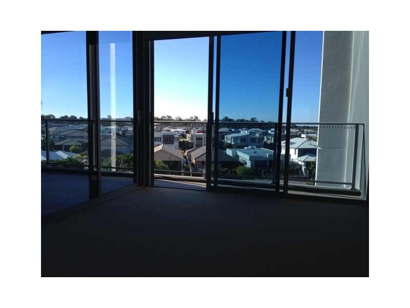 15 Compass drive, Biggera Waters QLD 4216