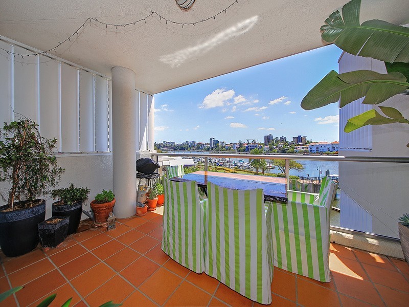 42 / 78 CAIRNS STREET, Kangaroo Point QLD 4169