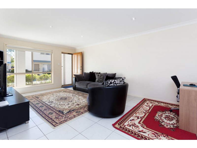 02/24 Tallis Street, Wakerley QLD 4154