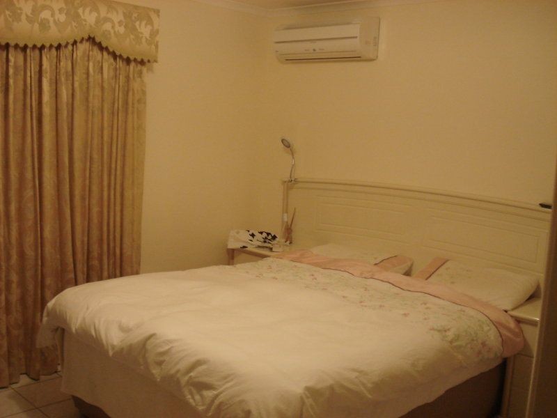 04 Chotai Place, Coopers Plains QLD 4108