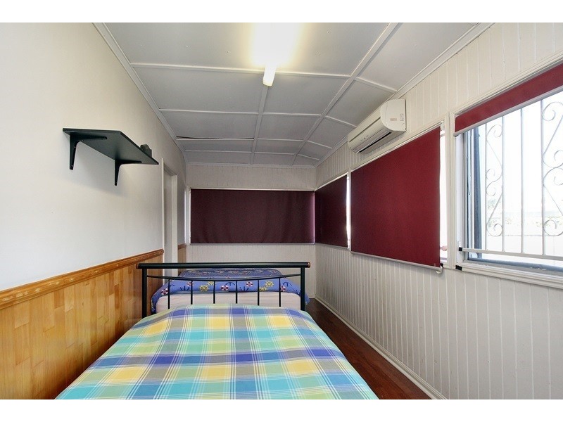 57 Pine, Runcorn QLD 4113