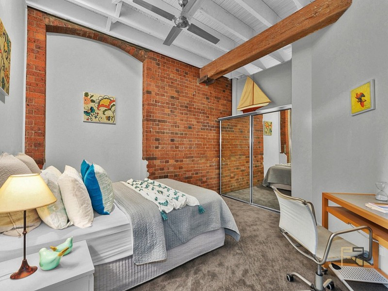 54 i Vernon Tce, Teneriffe QLD 4005