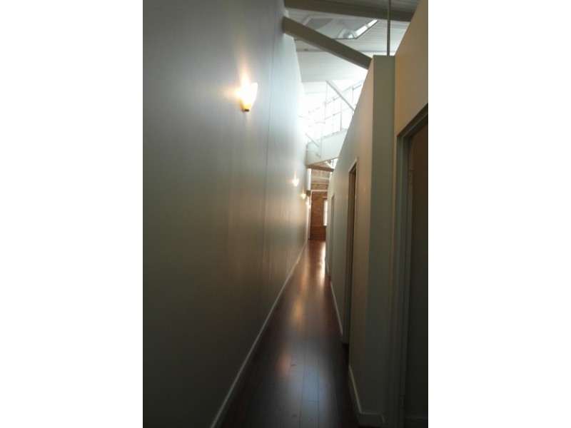 54 j Vernon Terrace, Teneriffe QLD 4005