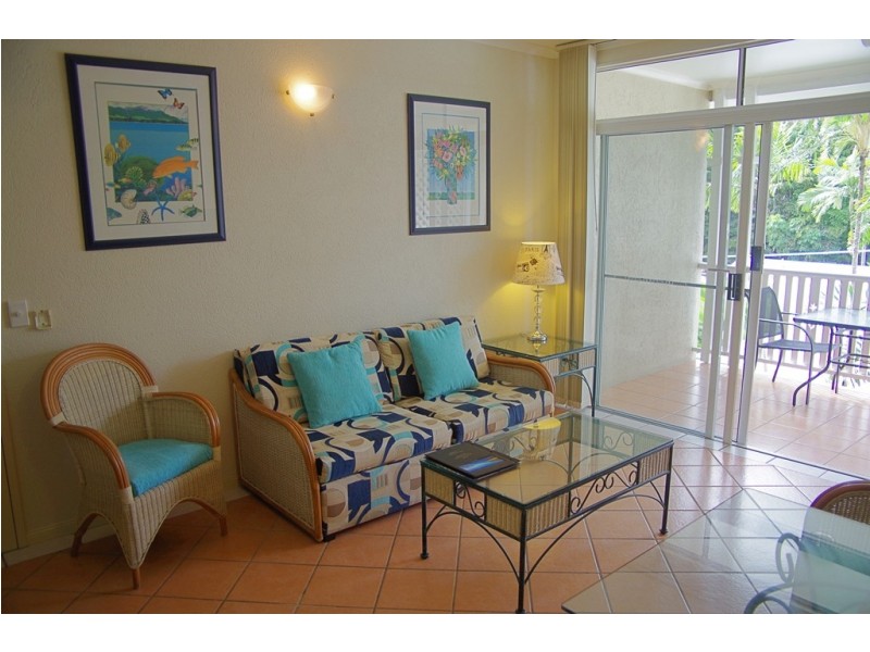 Palm Cove QLD 4879