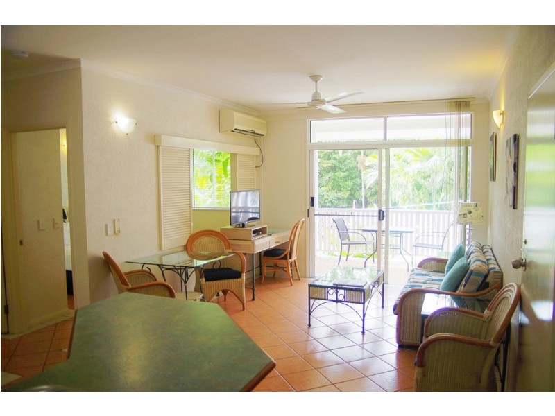 6 Triton Street, Palm Cove QLD 4879