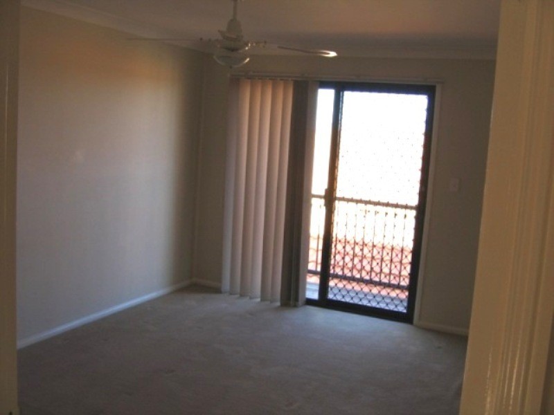 09/250 Sumners Road, Riverhills QLD 4074