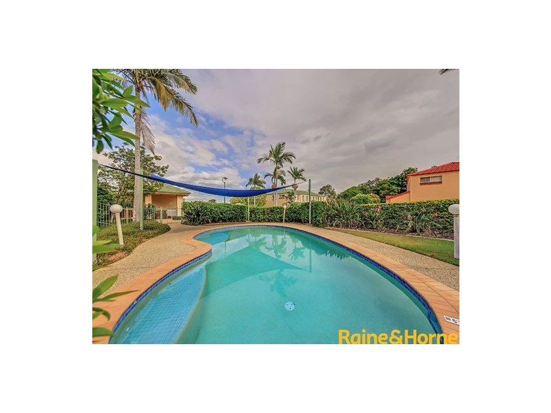 10 Chapman Place, Oxley QLD 4075