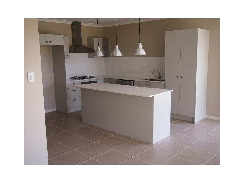 2/80 Fern Parade, Griffin QLD 4503
