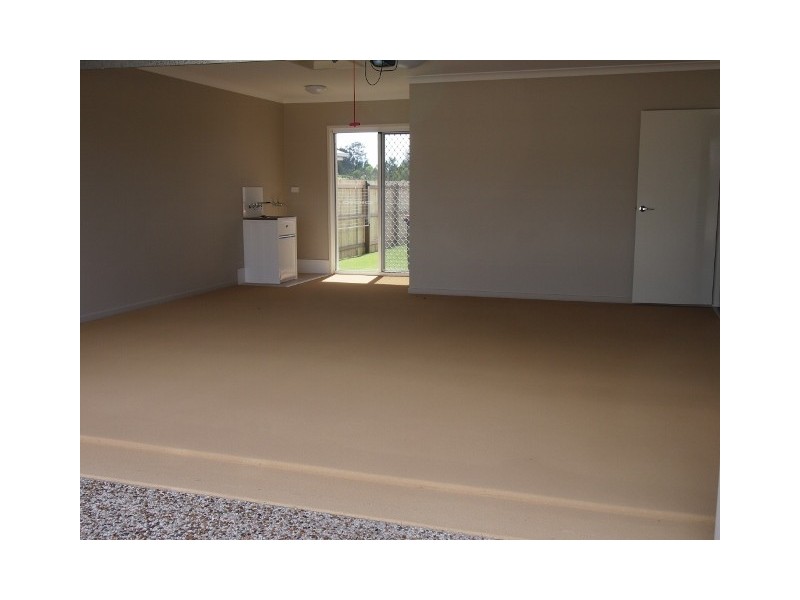 2/80 Fern Parade, Griffin QLD 4503