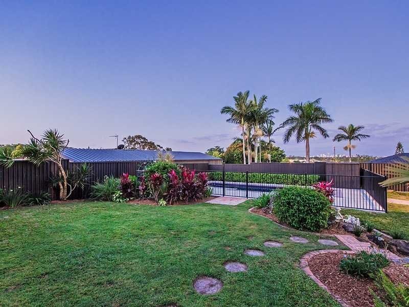 13 San Fernando Drive, Worongary QLD 4213