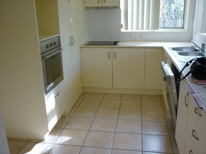 30 Russell Street, Cleveland QLD 4163