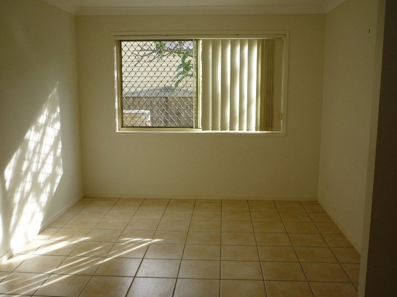 30 Russell Street, Cleveland QLD 4163