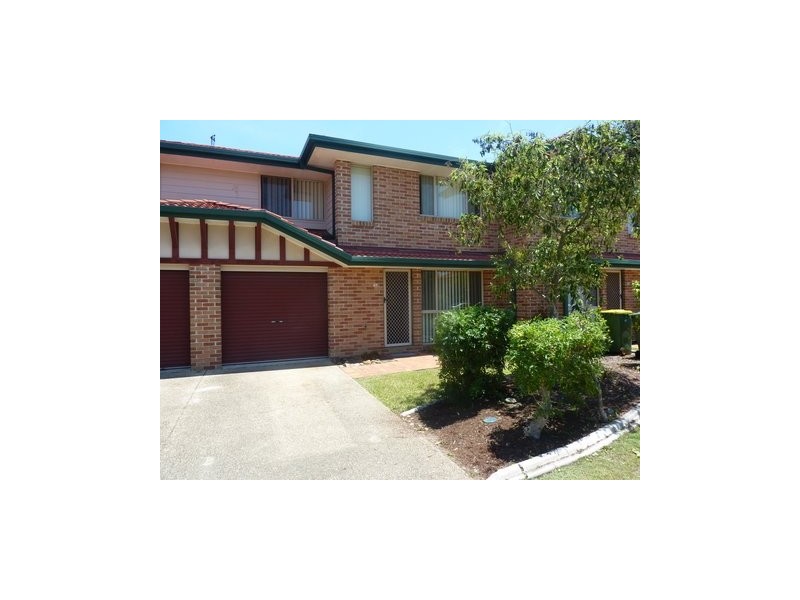 48-75 Brown Street, Labrador QLD 4215