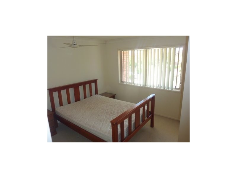 48-75 Brown Street, Labrador QLD 4215