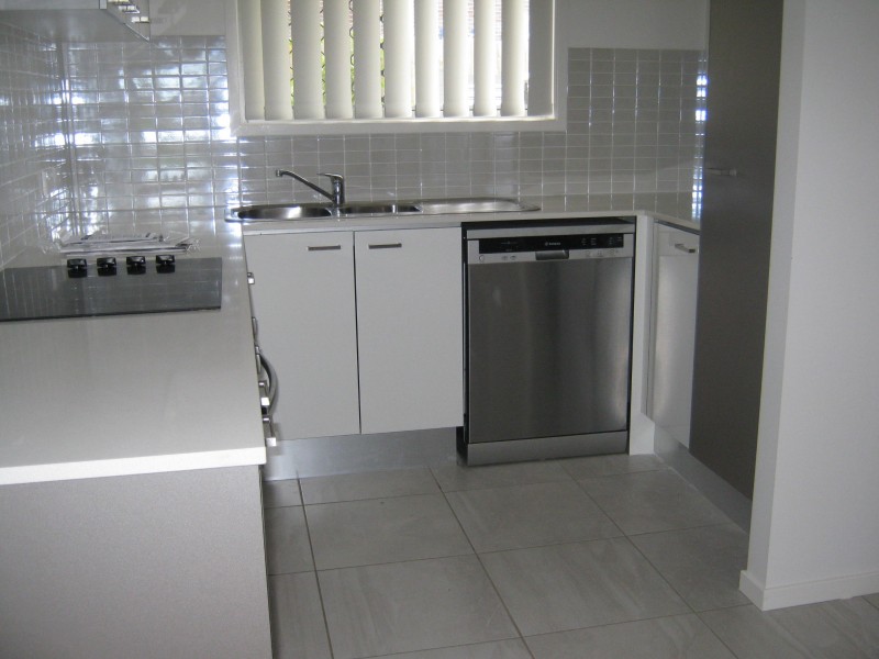 2- 2 Lavender Drive, Griffin QLD 4503