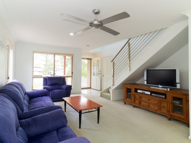 49/100 Bordeaux st, Eight Mile Plains QLD 4113