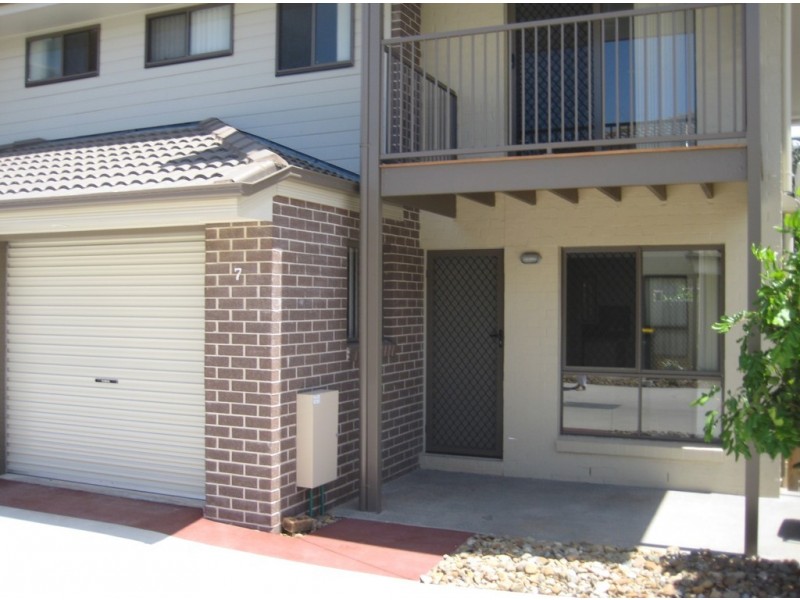 6/8 Cotterell Road, Kallangur QLD 4503