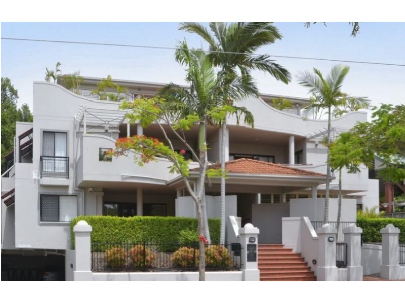 84 Racecourse Road, Ascot QLD 4007