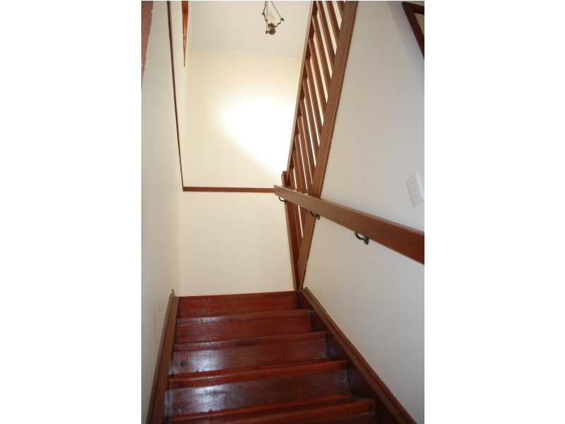 17B Nodosa, Robertson QLD 4109