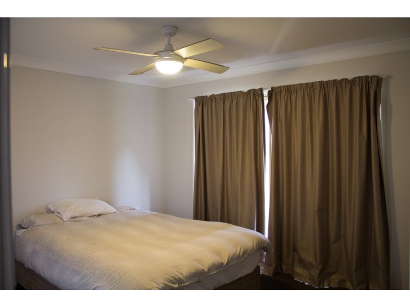 8 Miranda Street, Warner QLD 4500