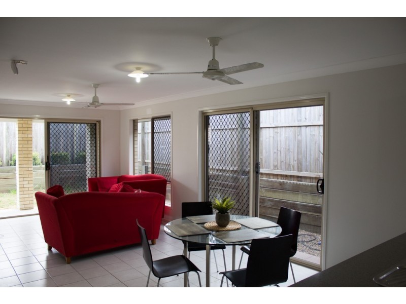 8 Miranda Street, Warner QLD 4500