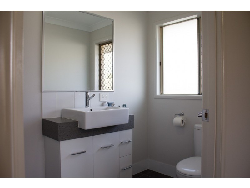 8 Miranda Street, Warner QLD 4500