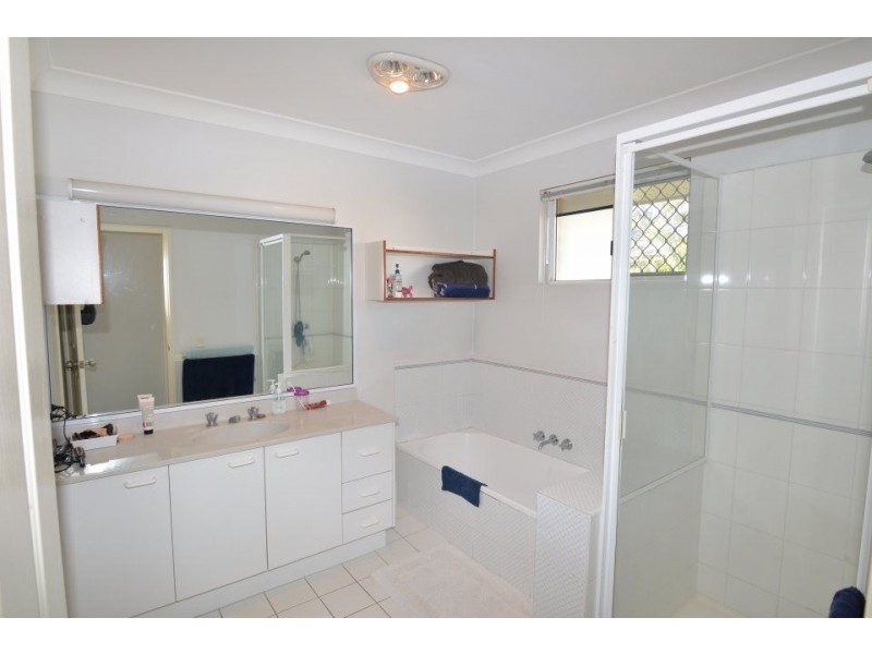 46 g Albany Creek Rd, Aspley QLD 4034