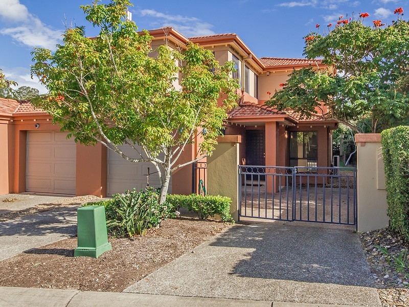 15/4 University Drive, Robina QLD 4226