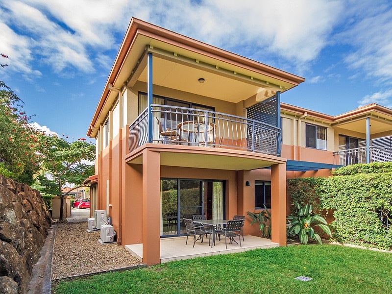 15/4 University Drive, Robina QLD 4226