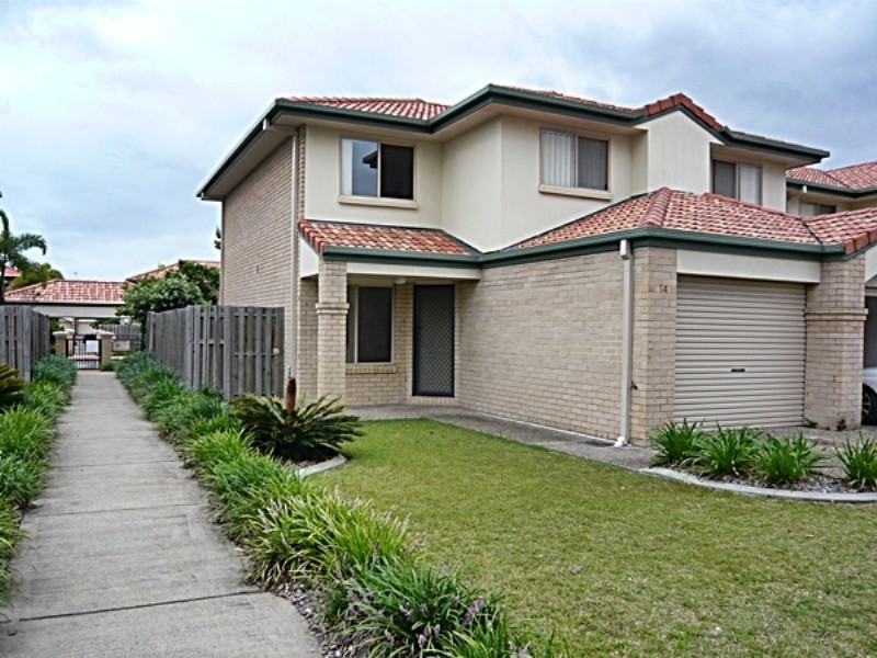 14 / 2 Bos Drive, Coomera QLD 4209