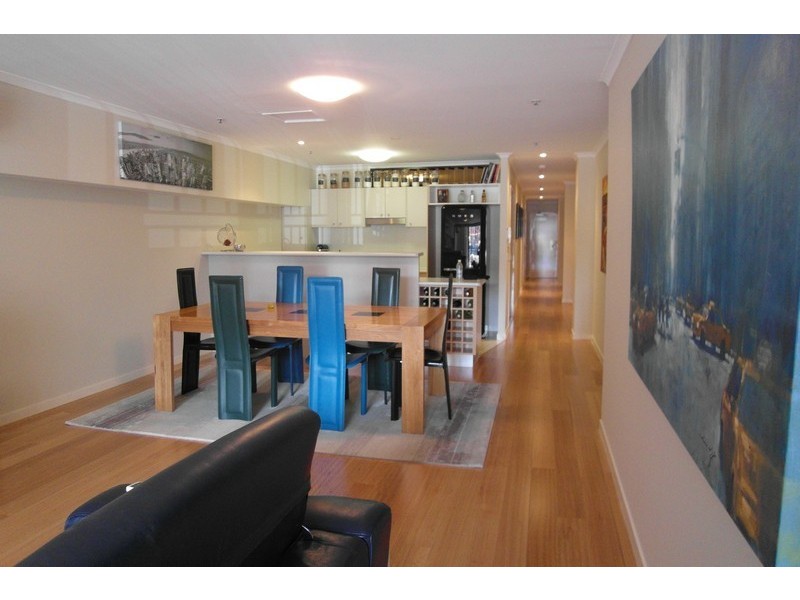 54 -M- Vernon Tce, Teneriffe QLD 4005