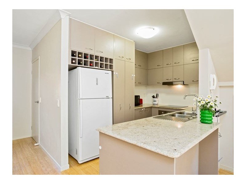 5 /2-10 Geraldton Drive, Varsity Lakes QLD 4227