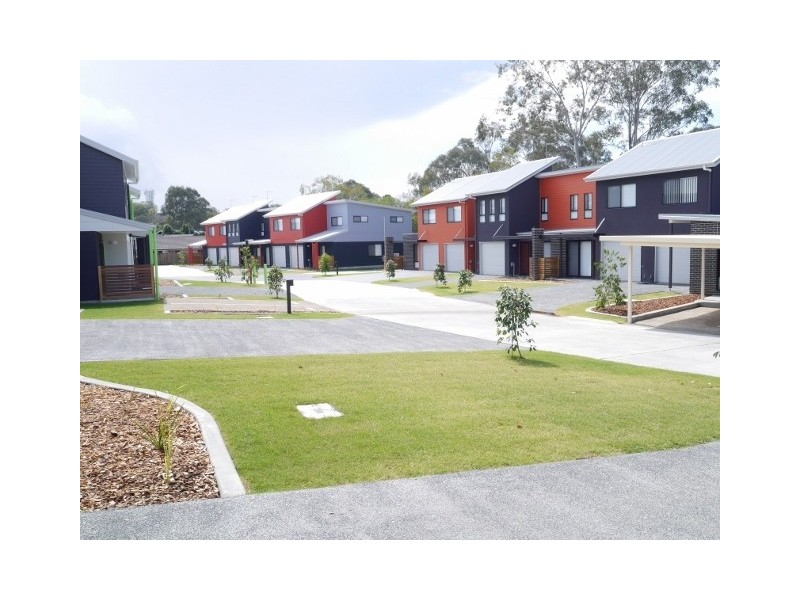 4/15 ASHLEY COURT, Kallangur QLD 4503