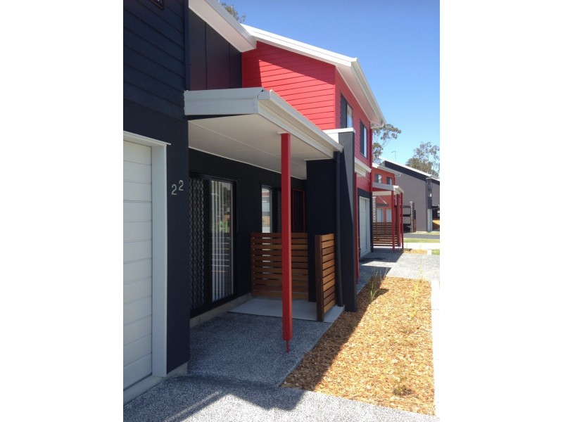 4/15 ASHLEY COURT, Kallangur QLD 4503