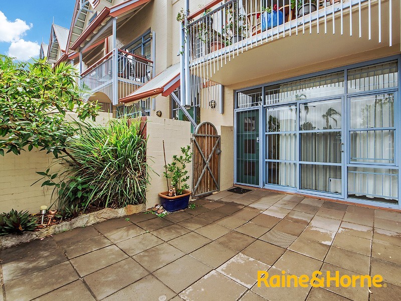 9/331 Gregory Terrace, Spring Hill QLD 4000