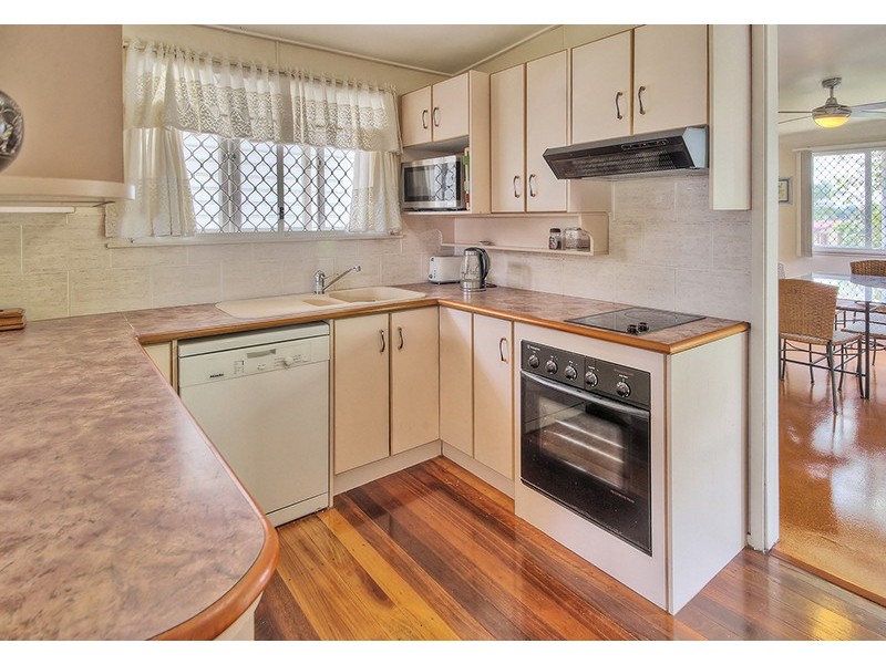 36 Plum, Eight Mile Plains QLD 4113