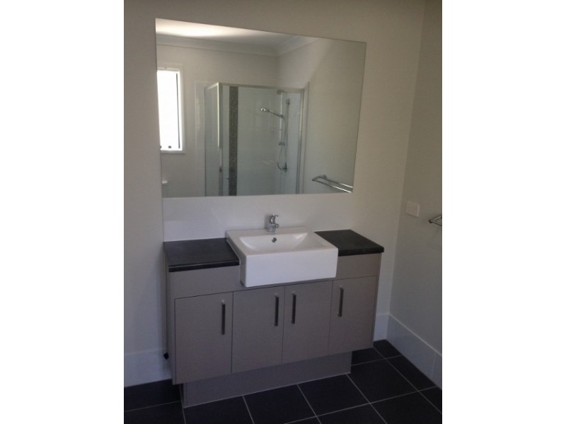 3/15 ASHLEY COURT, Kallangur QLD 4503