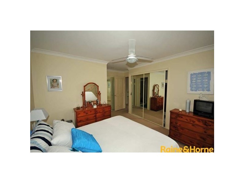 10 Chapman Place, Oxley QLD 4075