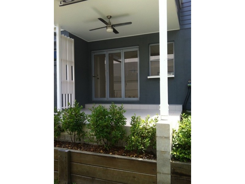 1/125 Bulimba Street, Bulimba QLD 4171