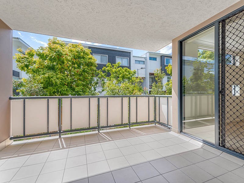 38 Brougham Street, Fairfield QLD 4103