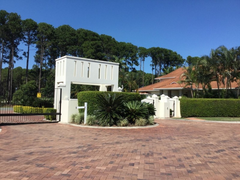 Hope Island QLD 4212