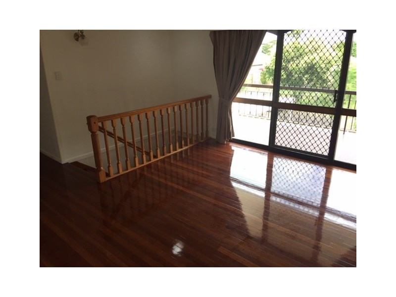 5 Lomandra St, Robertson QLD 4109