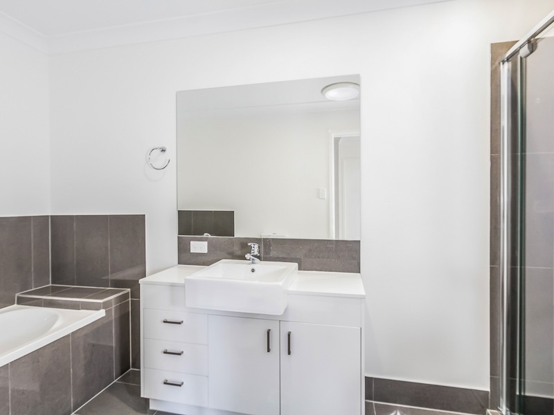 33/400 TINGAL RD, Wynnum QLD 4178