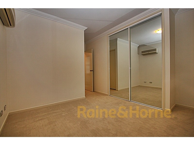 15 Dansie Street, Greenslopes QLD 4120